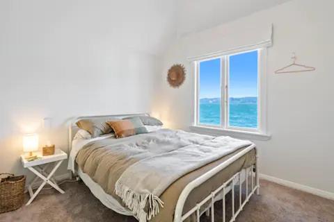 Seaglass Cottage Лоуър Хът Екстериор снимка